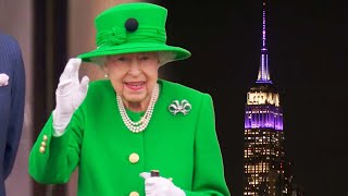 Americans Pay Tribute to Queen Elizabeth II