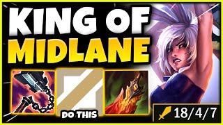 EVERYBODY PLAYS RIVEN WRONG! HOW TO RIVEN MIDLANE (ABUSE THIS) - S12 Riven Mid Gameplay Guide
