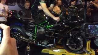 Kawasaki H2R Warm Up and Dyno