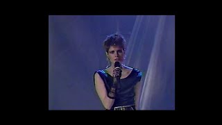 Véronique Béliveau - Make A Move On Me - 1986