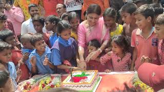 Harshita Pandey making birthday l हर्षिता पांडेय अपना जन्मदिन बनाते हुए l