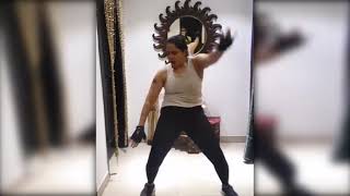 Actress Pragathi dance video goes viral | Pragathi Latest Mind Blowing Dance