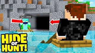 I discovered a SECRET Minecraft base in the WATER.. (Hide Or Hunt #3)
