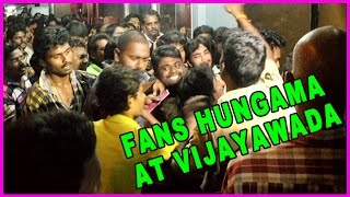 Bahubali Movie Fans Hungama at Vijayawada - Bahubali Review / Response / Public Talk - Prabhas