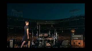 Pearl Jam - Low Light - Wrigley Field (August 20, 2016)