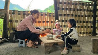 How a Single Mother Raising Two Children Alone Sustains Life - Growing Corn & Cooking