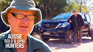 A Big Opal Find Helps Les Buy A New Car! | Outback Opal Hunters