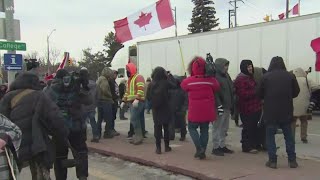 Police arrest protesters blocking bridge at Canada-U.S. border