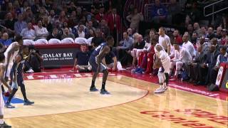 DeAndre Jordan Gets Strong Pass Inside and Makes Posterizing Dunk