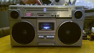 Goldstar TSR 580  - with bluetooth and touchcontrolled tuner and tape lights