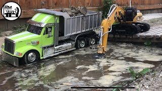 RC Construction working site || RC DUMP TRUCK || RC EXCAVATOR HUINA HYDRAULIC WORK IN WATER
