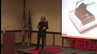 Community Leaders: Changing the Way We Do (and pay for) Business | Maureen Sager | TEDxFMCC