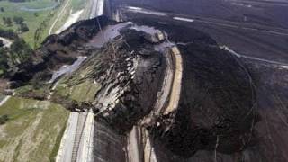 10 Biggest and Largest Historic Landslides