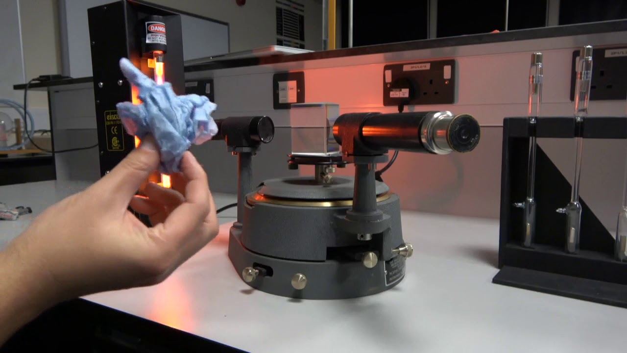 4 Setting Up The Spectrometer - YouTube