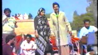 Chamkila and Amarjot - Talwar Mein Kalgidhar Di Han - LIVE