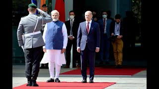 Military Honours - India's Prime Minister Narendra Modi in Berlin