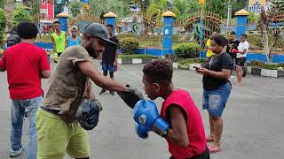 Way boxing kota sorong. latihan sore