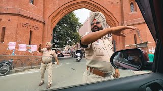 Amritsar se nikalte hi Police ne rok liya or aage nahi jane diya 🙄