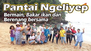 Pantai Ngliyep Malang bersama rombongan. | Asyik... bermain game, bakar ikan dan berenang bersama