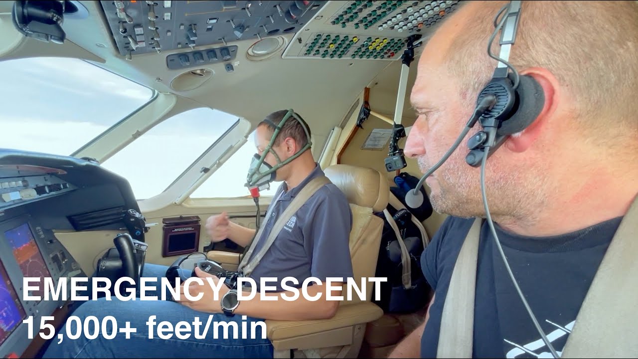 Falcon 2000 Emergency Descent Actual Flight For Training Youtube
