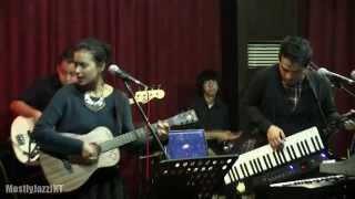 Indra Lesmana ft. Eva Celia - Laskar Pelangi @ Mostly Jazz 31/01/14 [HD]