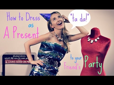 Girl vs. Dress: DIY Wrapping Paper Party Outfit | Looks Good On Me Girl vs. Dress: DIY Wrapping Paper Party Outfit | Looks Good On Me