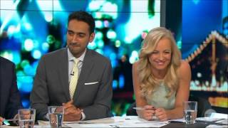 Russell Brand & Lara Bingle "The Fake Tan Incident" LIVE Australian Tv Oct.16, 2015