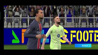 ADA YANG ANEH GAK GAYS #efootball #viralvideo #geming #proplayer #messi #ronaldo