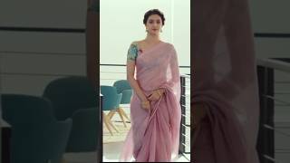 love At First Sight 😍 Mahesh babu 💞 keerthy suresh ❣️ sarkaru Vaari Pata Movie statu#romantic#viral