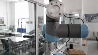 Face tracking with python using RTDE communication | Universal Robot UR5e
