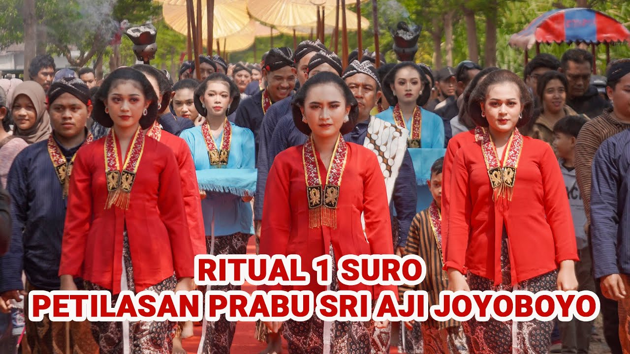 Upacara Ritual 1 Suro Petilasan Pamuksan Prabu Sri Aji Joyoboyo Kediri ...