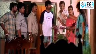 Venky Movie - Ravi Teja and His Friends Preparing For Exams