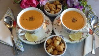 شوربة العدس الاحمر التركية الرهيبة علي اصولها مع خبز محمص شهي😍Soupe de lentilles corail