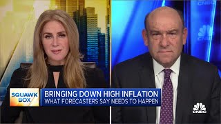 How does the U.S. hit a soft landing on inflation? Here's what economists think