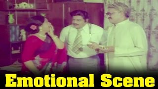 Pattakathi Bairavan Movie : Shavukaru Janaki, Emotional By Her Father
