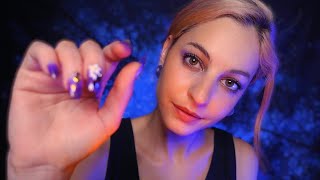 ASMR CLOSE EAR TO EAR SOFT WHISPERING (CAMPFIRE NIGHT AMBIANCE) (FOREST SOUNDS, CRACKLING FIRE)🔥🌲🏕️🌌