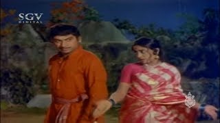 Manjula Feeling Emotional on Dr Rajkumar | Best Scenes of Sampathige Saval Kannada Movie