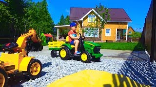Senya on a tractor builds a sandbox and helps friends. Series Collection