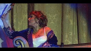 Roseanne, Part Friday Night, Part Sunday Morning
