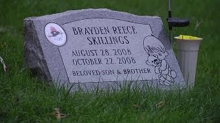 Vandals hit infant's gravesite