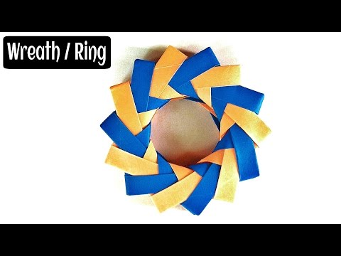Modular Origami Paper Christmas Wreath / Modular Origami Paper Christmas Wreath /