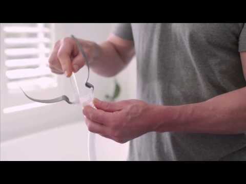 How to clean and assemble your AirFit™ P10 nasal pillows CPAP mask How to clean and assemble your AirFit™ P10 nasal pillows CPAP mask