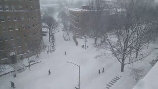 Snowzilla Storms D.C. - The Middle (time-lapse video)