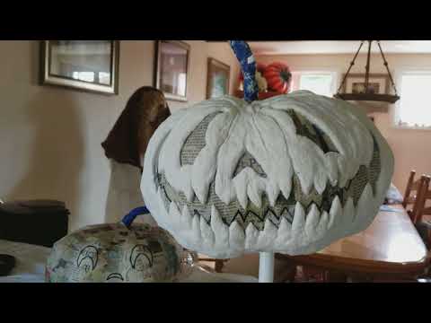 Paper clay Jack O' lantern sculpt 2018 Paper clay Jack O' lantern sculpt 2018