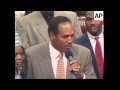 USA: WASHINGTON: OJ SIMPSON GIVES PRESS CONFERENCE