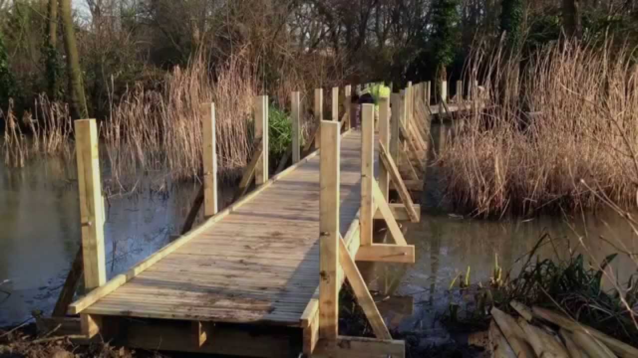 Time Lapse Of A Boardwalk Being Built - YouTube