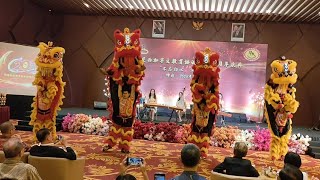 Atraksi Barongsai di Acara HUT ke 20 Badan Koordinasi Pendidikan Bahasa Mandarin Kalbar