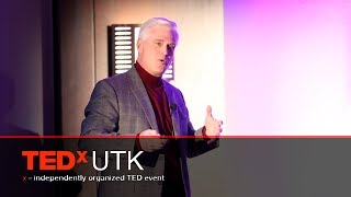 Techonomics - the dawning of the virtual age: Lee Martin at TEDxUTK 2014
