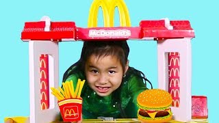 Jannie & Lyndon Pretend Play with Mcdonalds Fast Food Toy Store