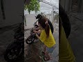 Con gái nghịch ngợm giúp bố rửa xe || Daughter helps father wash the  car #shorts